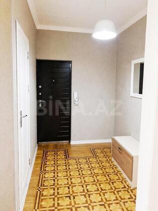 4 otaqlı Köhnə tikili, Memar Əcəmi m., Bakı