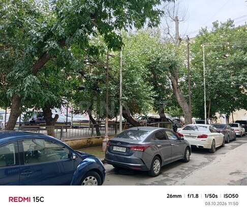 2 otaqlı Köhnə tikili, Elmlər Akademiyası m., Bakı