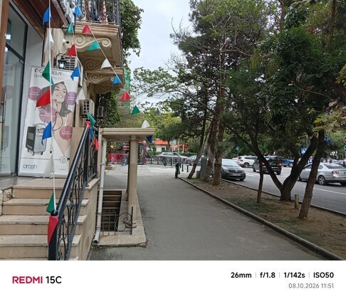 2 otaqlı Köhnə tikili, Elmlər Akademiyası m., Bakı
