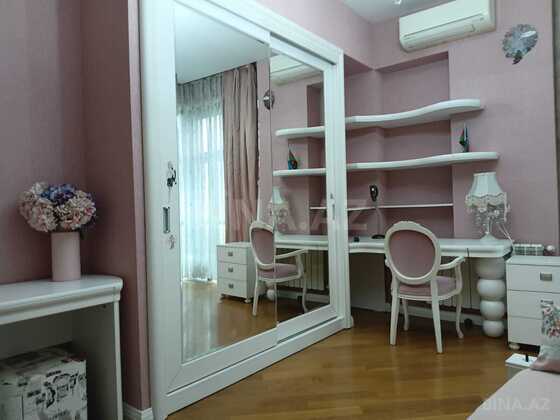 4 otaqlı Yeni tikili, 28 May m., Bakı