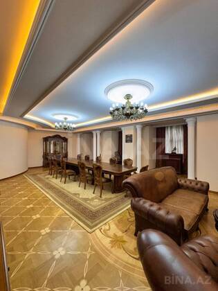 6 otaqlı Yeni tikili, Nizami m., Bakı