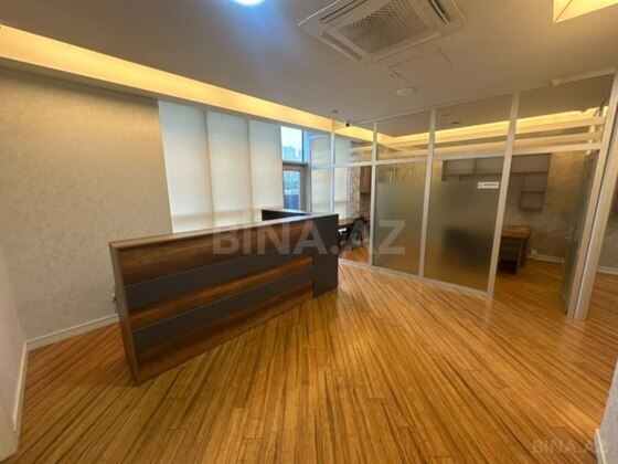 10 otaqlı Ofis, Bakmil m., Bakı