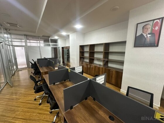 10 otaqlı Ofis, Bakmil m., Bakı