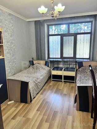 3 otaqlı Köhnə tikili, Neftçilər m., Bakı