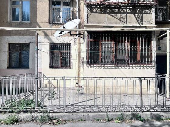 3 otaqlı Köhnə tikili, Neftçilər m., Bakı