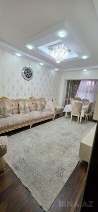 4 otaqlı Köhnə tikili, Bakıxanov q., Bakı