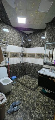 4 otaqlı Köhnə tikili, Bakıxanov q., Bakı