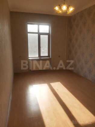 3 otaqlı Köhnə tikili, Gənclik m., Bakı