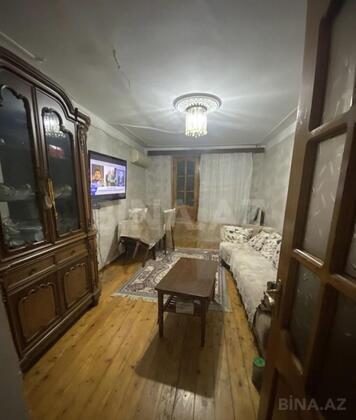 3 otaqlı Köhnə tikili, Qara Qarayev m., Bakı