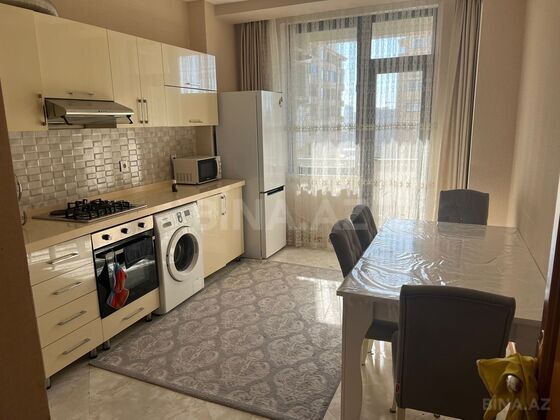 2 otaqlı Yeni tikili, Neftçilər m., Bakı