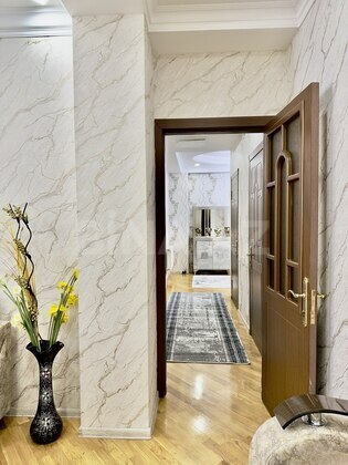 3 otaqlı Yeni tikili, Qara Qarayev m., Bakı