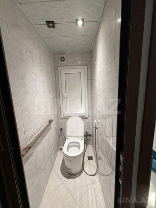 4 otaqlı Köhnə tikili, Neftçilər m., Bakı