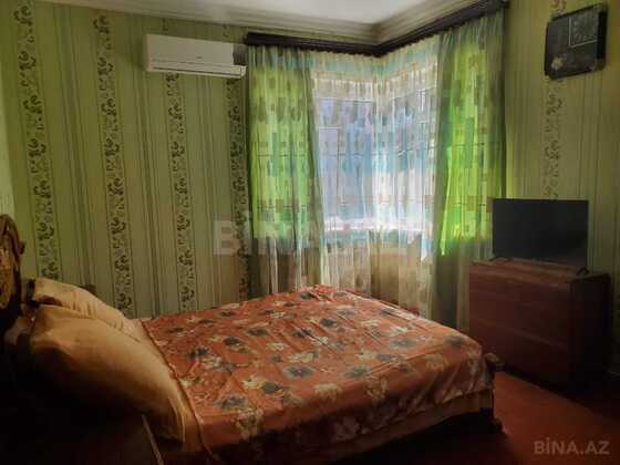 3 otaqlı Köhnə tikili, 28 May m., Bakı