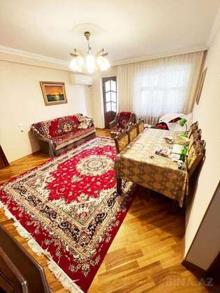 4 otaqlı Köhnə tikili, Azadlıq Prospekti m., Bakı