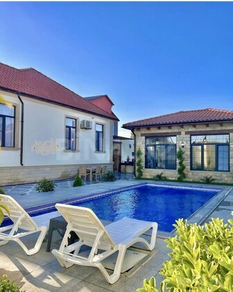 5 otaqlı Həyət evi/Bağ evi, Mərdəkan q., Bakı