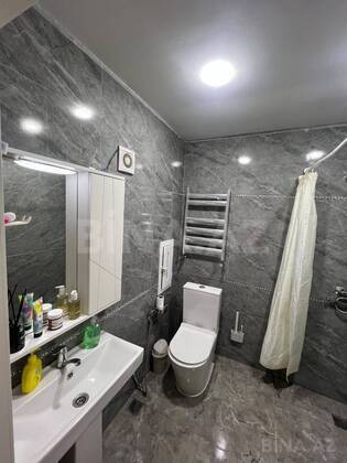 3 otaqlı Yeni tikili, İnşaatçılar m., Bakı