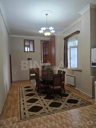 4 otaqlı Köhnə tikili, Yasamal q., Bakı