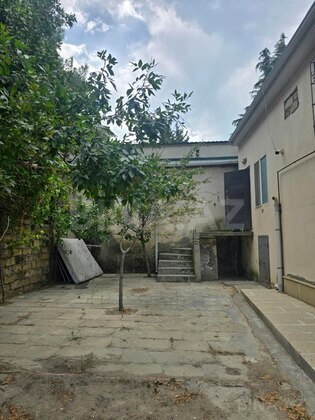 4 otaqlı Köhnə tikili, Yasamal q., Bakı