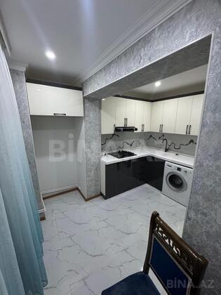 3 otaqlı Köhnə tikili, Azadlıq Prospekti m., Bakı