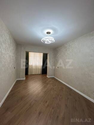 3 otaqlı Köhnə tikili, Qara Qarayev m., Bakı