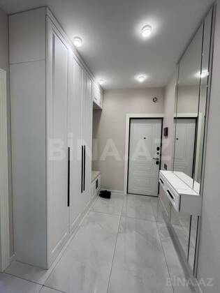 3 otaqlı Köhnə tikili, Qara Qarayev m., Bakı