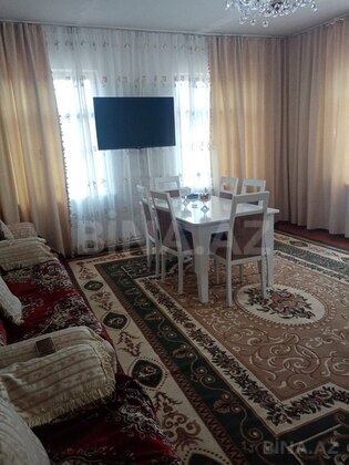 4 otaqlı Həyət evi/Bağ evi, Saray q., Bakı