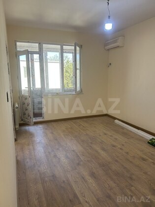 1 otaqlı Köhnə tikili, Memar Əcəmi m., Bakı