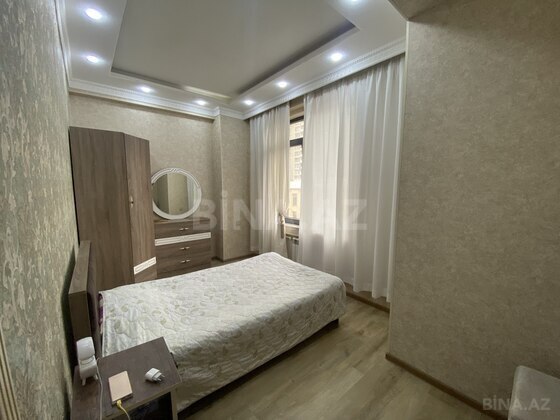 3 otaqlı Yeni tikili, Şah İsmayıl Xətai m., Bakı