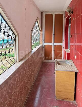 4 otaqlı Köhnə tikili, Həzi Aslanov m., Bakı
