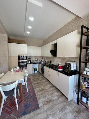 4 otaqlı Yeni tikili, Həzi Aslanov m., Bakı