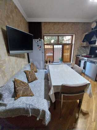 4 otaqlı Həyət evi/Bağ evi, Bakıxanov q., Bakı