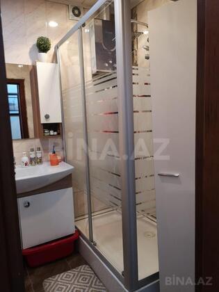 3 otaqlı Köhnə tikili, Şah İsmayıl Xətai m., Bakı