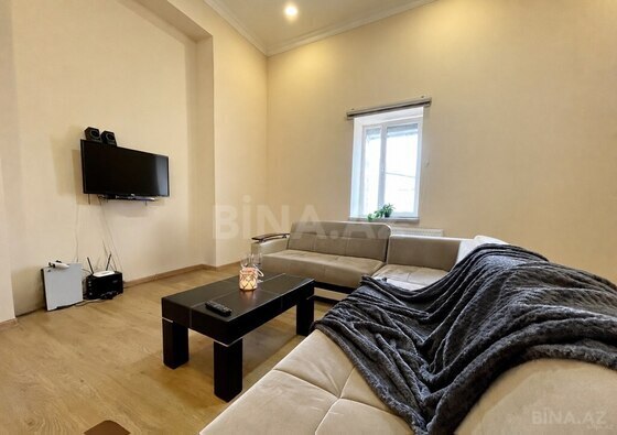 1 otaqlı Köhnə tikili, Sahil m., Bakı