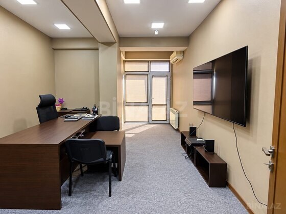 4 otaqlı Ofis, Elmlər Akademiyası m., Bakı