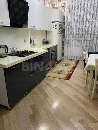 3 otaqlı Yeni tikili, İnşaatçılar m., Bakı