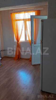 2 otaqlı Köhnə tikili, 8-ci mikrorayon q., Bakı