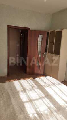 2 otaqlı Köhnə tikili, 8-ci mikrorayon q., Bakı
