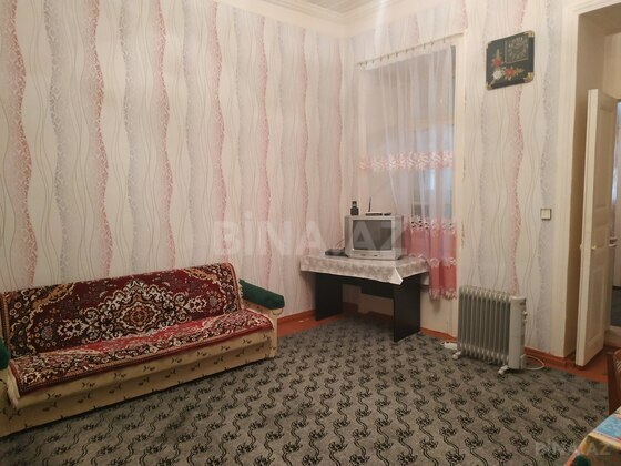 2 otaqlı Köhnə tikili, 28 May m., Bakı
