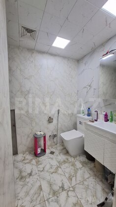 3 otaqlı Köhnə tikili, Gənclik m., Bakı