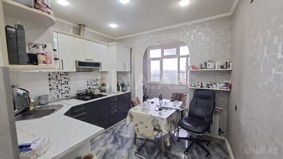 3 otaqlı Köhnə tikili, Gənclik m., Bakı