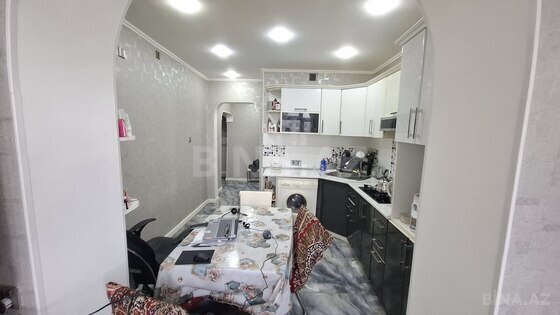 3 otaqlı Köhnə tikili, Gənclik m., Bakı