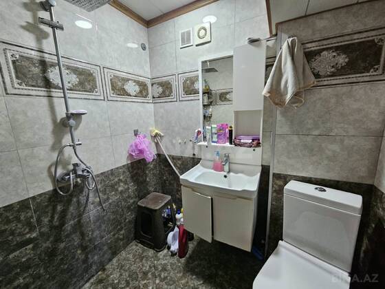 2 otaqlı Köhnə tikili, Neftçilər m., Bakı