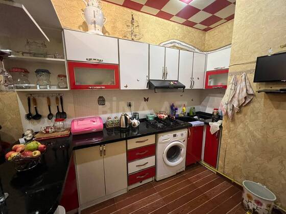 3 otaqlı Yeni tikili, İnşaatçılar m., Bakı
