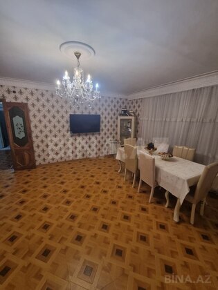3 otaqlı Köhnə tikili, Elmlər Akademiyası m., Bakı