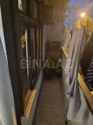 3 otaqlı Köhnə tikili, Elmlər Akademiyası m., Bakı