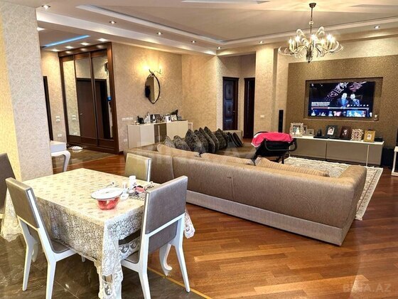 4 otaqlı Yeni tikili, 28 May m., Bakı