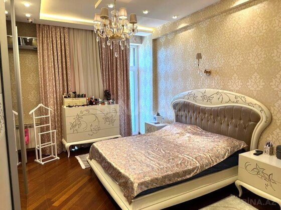 4 otaqlı Yeni tikili, 28 May m., Bakı