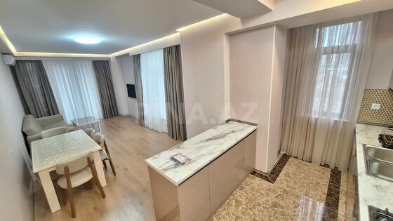 3 otaqlı Yeni tikili, Şah İsmayıl Xətai m., Bakı