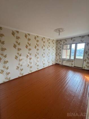3 otaqlı Köhnə tikili, Bakıxanov q., Bakı