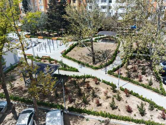4 otaqlı Köhnə tikili, Neftçilər m., Bakı